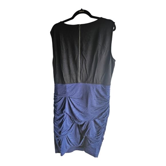 DKNYC Sleeveless Ruched Sheath Dress - Size 18W - Picture 4 of 9